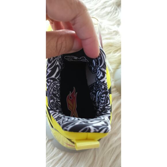 3993)Hot Wheels x Reebok Zig n'Glow Kids 'Roger Dodger ' Running Shoes Size US 2 - Picture 6 of 9